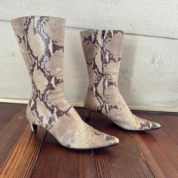 Authentic snakeskin kitten heel boots - Picture 1 of 7